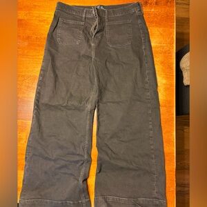 GAP Dark Gray Wide-Leg Crop Jeans